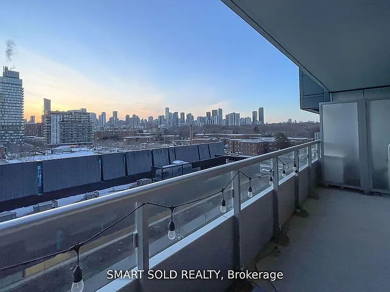 225 Sumach St #606W — Photo 46