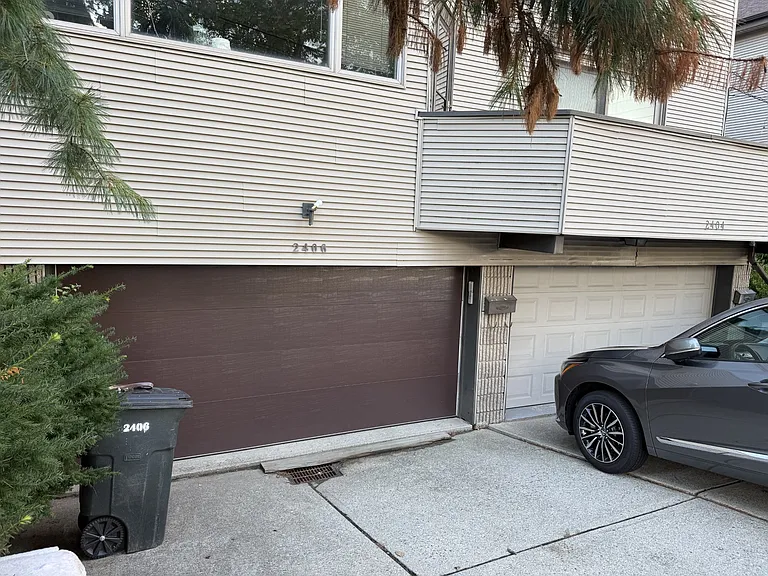 2 Car Garage