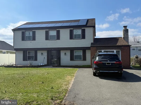 40 Maplewick Ln, Willingboro, NJ 08046