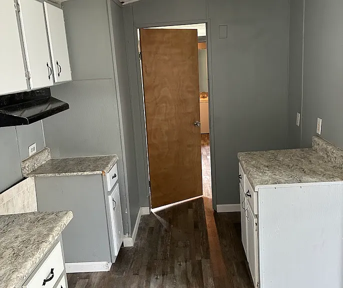 110 Sydney Cir #75 — Photo 16