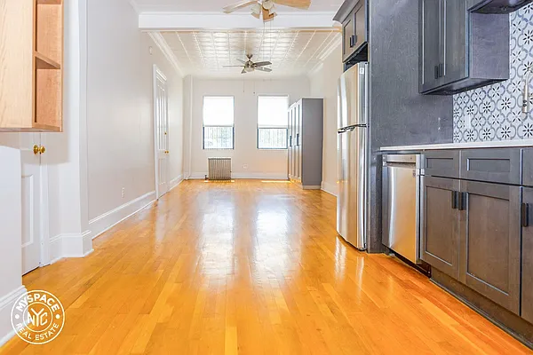 Rented by MySpaceNYC | media 14