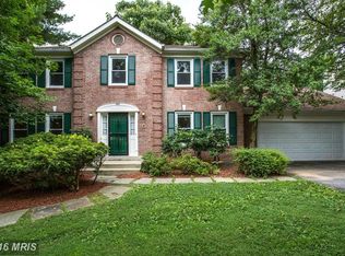 7422 Royal Dominion Dr, Bethesda, MD 20817