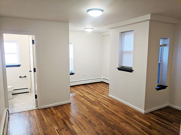 4th image of 63 Cannon St #2