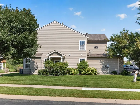 5100 Holly Ln N #1801, Plymouth, MN 55446