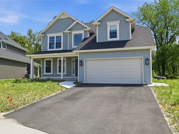 335 Cardinal Ln, North Tonawanda, NY 14120