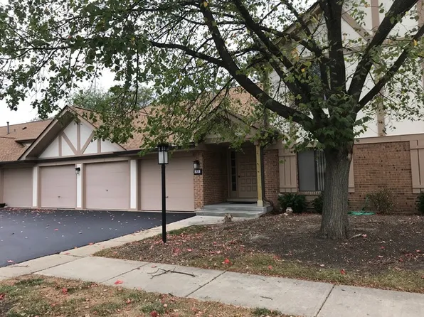 912 Knottingham Dr #1BL, Schaumburg, IL 60193