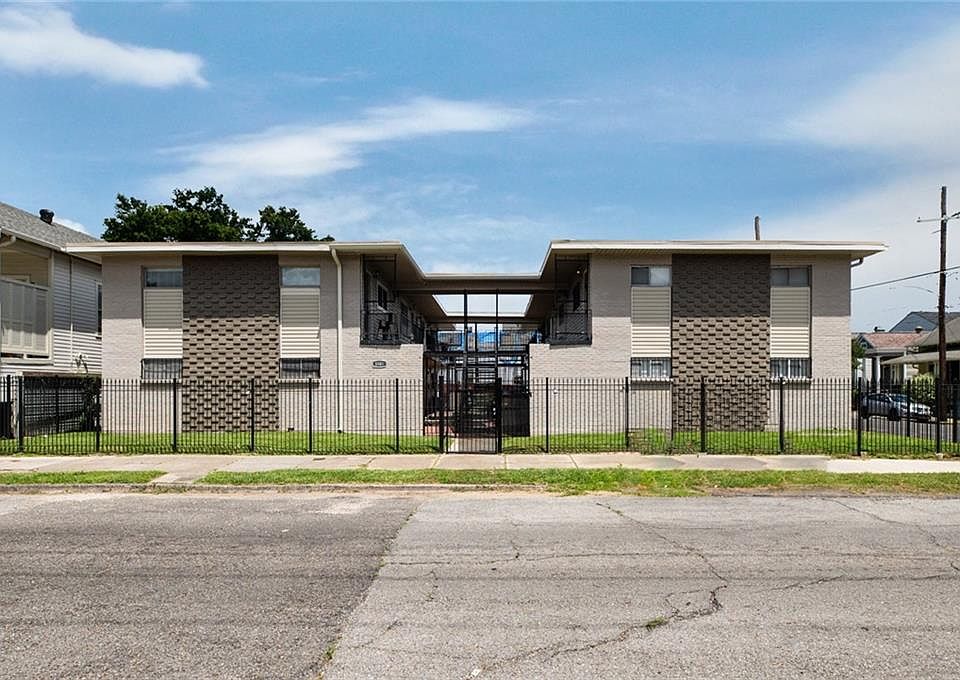 1st image of 2601 Carondelet St APT H