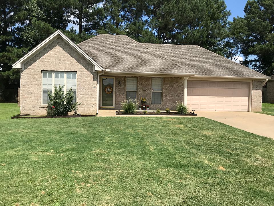 1st image of 14 Livingstone Dr