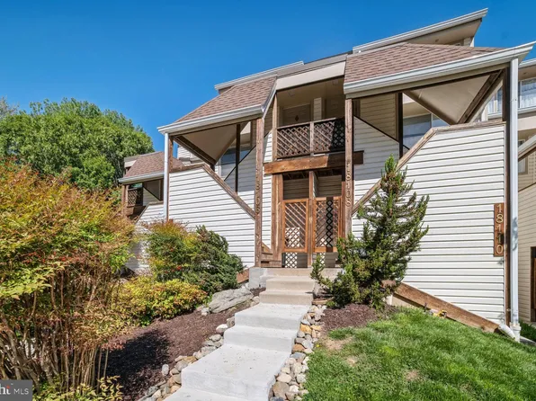 18106 Windsor Hill Dr #102, Olney, MD 20832