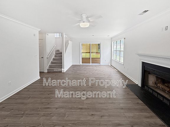 5th image of 302 Birkenstock Ct