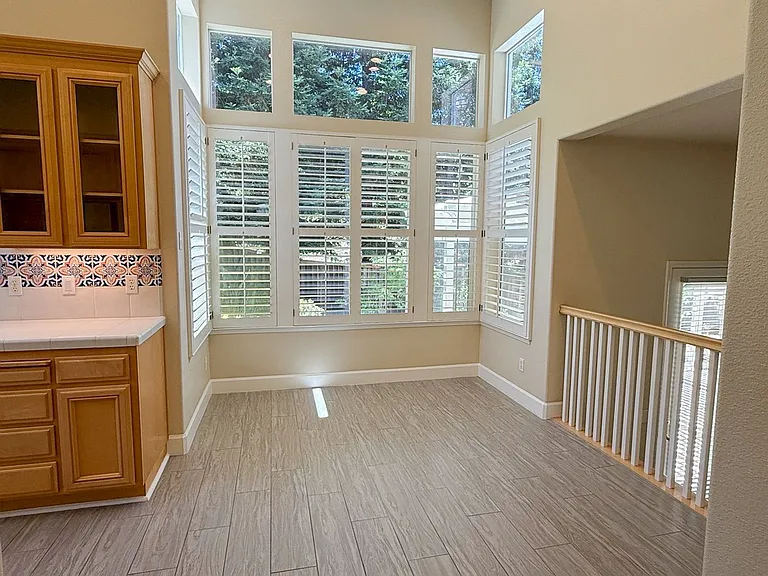 1197 Eagle Valley Ct — Photo 6