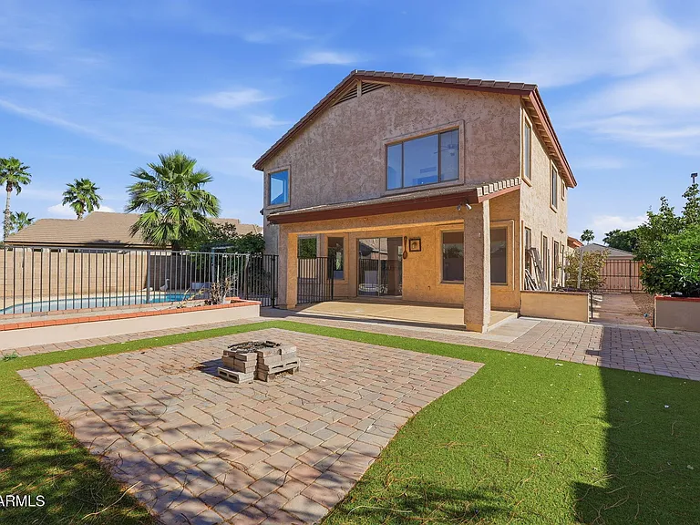 1166 E Stottler Dr — Photo 31
