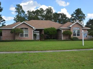 10040 Bristol Park Rd, Cantonment, FL 32533