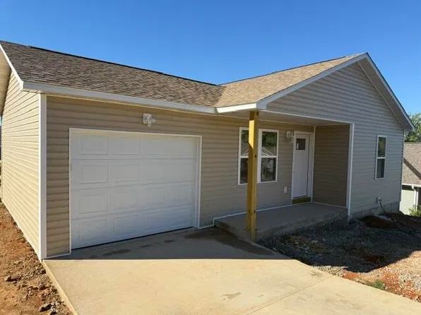 1266 N Pearl Circle, West Plains, MO 65775