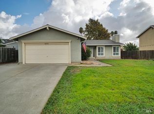 601 Skylark Dr, Suisun City, CA