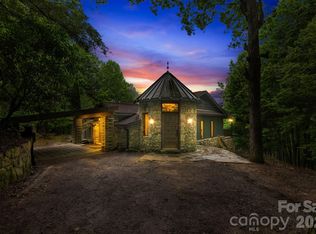 284 Indian Cave Park Rd, Hendersonville, NC 28739