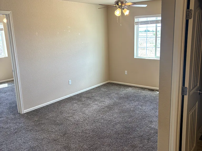 Bonus Room - large space