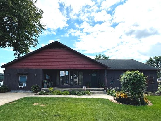 509 Smith Ln, Dwight, IL 60420