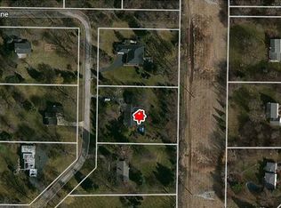 5 Barrington Bourne Rd, Barrington, IL 60010
