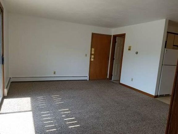 3rd image of 1159 Douglas Ave APT 9