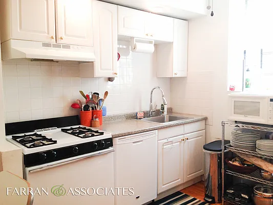 Rented by Farran & Associates | media 3