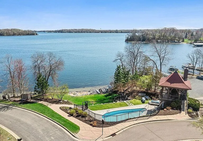 4720 Palmer Ct — Photo 26