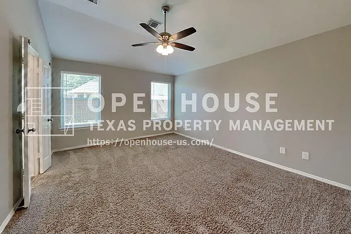 8307 Silver Lure Dr — Photo 8