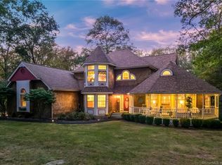 3 Dudley Towne Rd, Killingworth, CT 06419