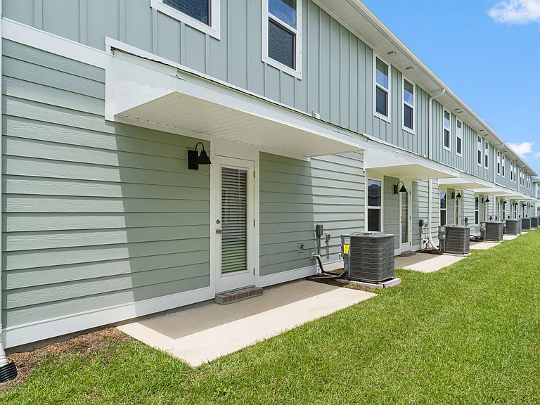 Cedar Grove Townhomes — Photo 46