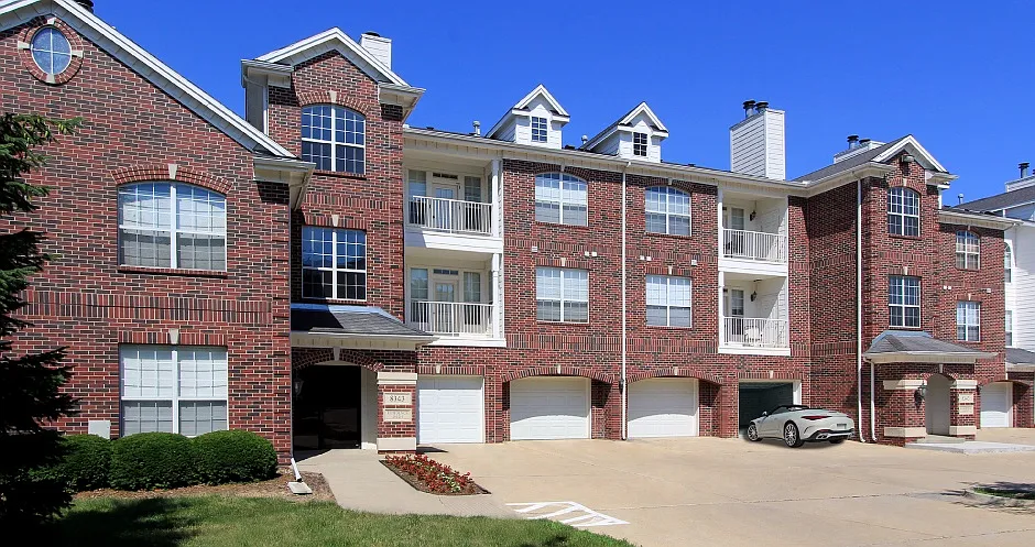 SaddleBrook Apartments