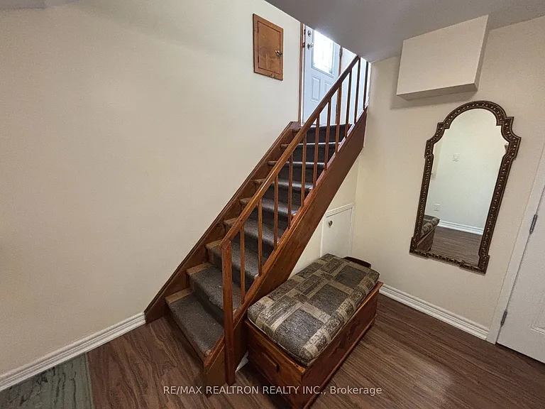 695 Glencairn Ave #BASEMENT — Photo 2
