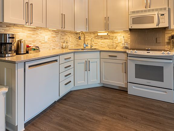 2nd image of 340 Straight Creek Dr #207