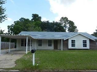 100 Mary Ellen Dr, Diberville, MS 39540
