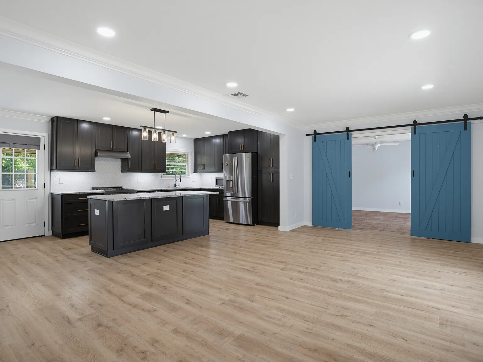 3 bed, 1649 sqft, $1,750 — Photo 3