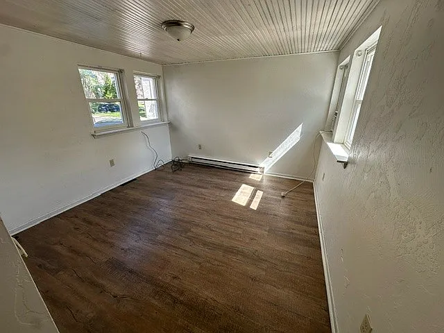 133 S Cottage St — Photo 12