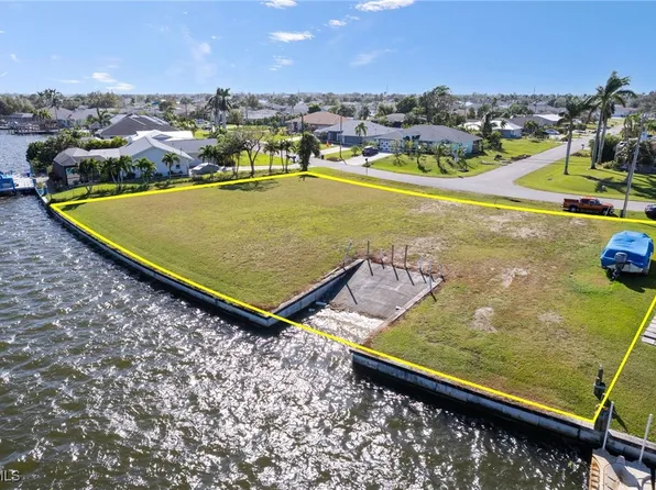 159 SE 6th St, Cape Coral, FL 33990