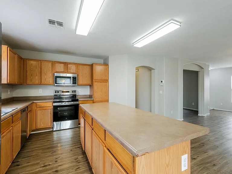 12901 N 127th Ln — Photo 8