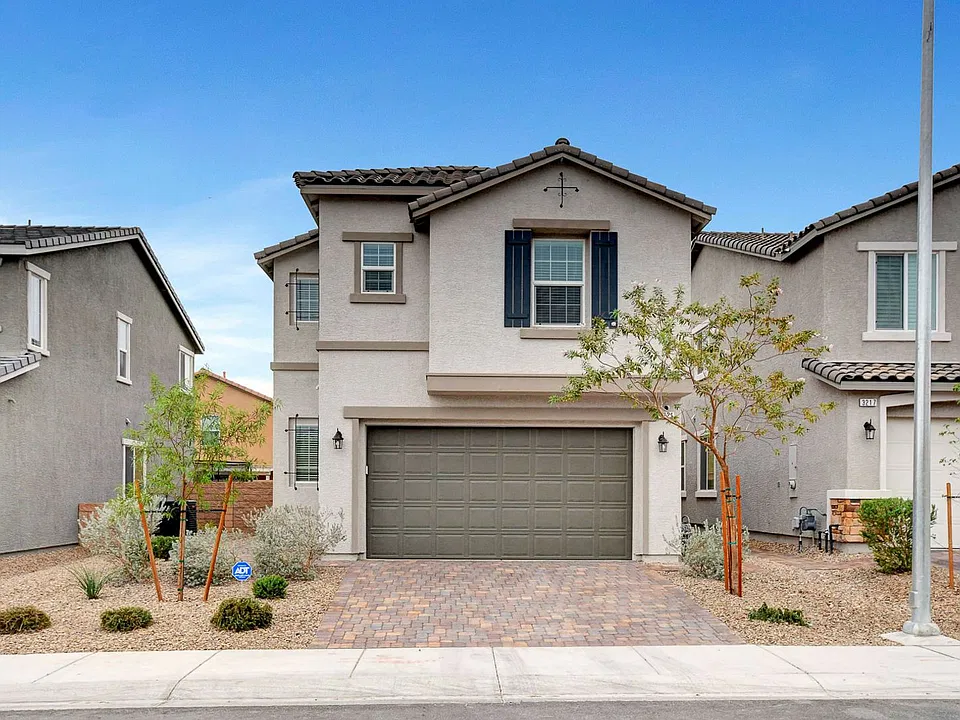 3221 Cromford Dr