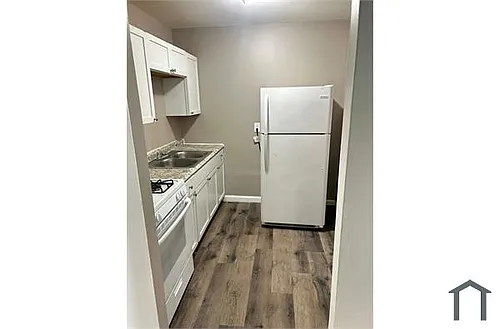 710 Chalfonte Pl #101 Photo 1