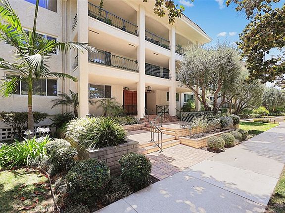 4th image of 420 S Madison Ave APT 213