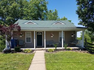 13 Roselawn Dr, Williamstown, KY 41097