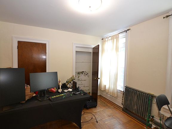 5th image of 722 Garden St #3