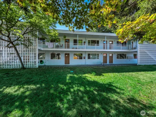 301 S 82nd Street, Tacoma, WA 98408
