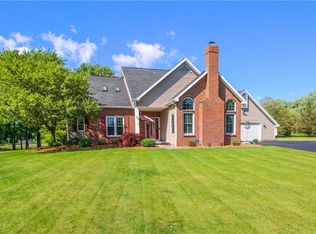 82 Quail Ln, Rochester, NY 14624