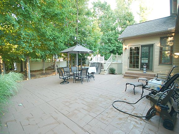 2nd image of 2289 Cornerstone Dr