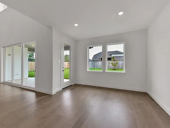 Homesite 5212 dining room