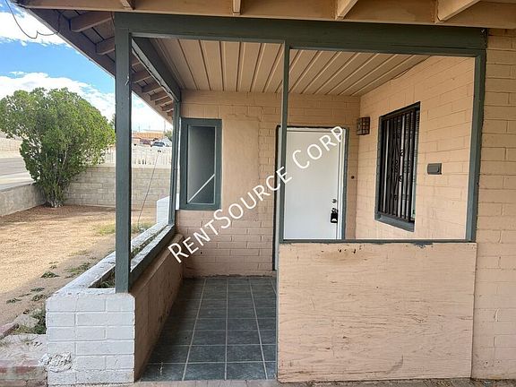 3rd image of 808 Arville Ave