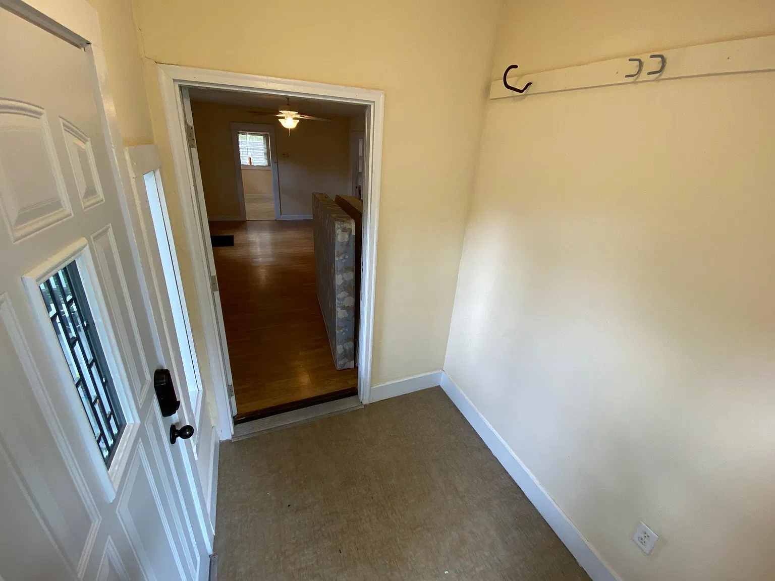 535 S Washington Street — Photo 3