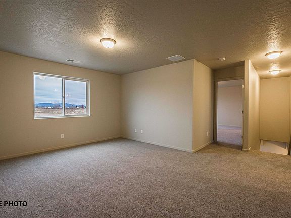 5th image of 308 S Treeline St
