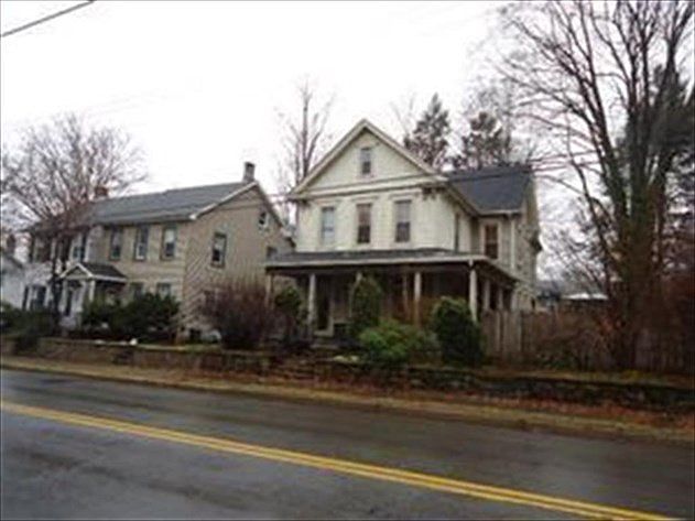 2nd image of 58 Broad St